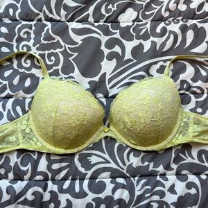 Victoria's Secret Lemon Lace Bra